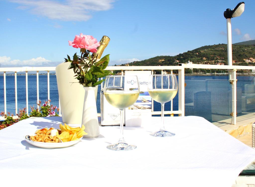 Hotel La Caletta Porto Santo Stefano  Eksteriør billede